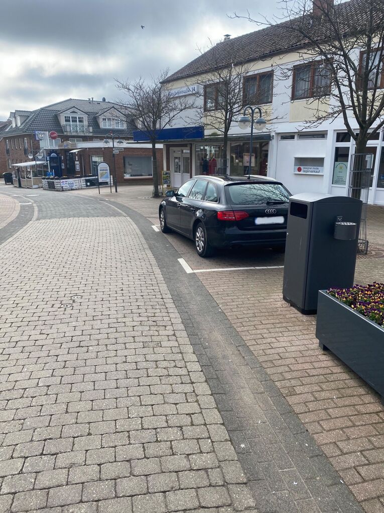 Parkplatz Kirchenstraße (Spielstraße)
