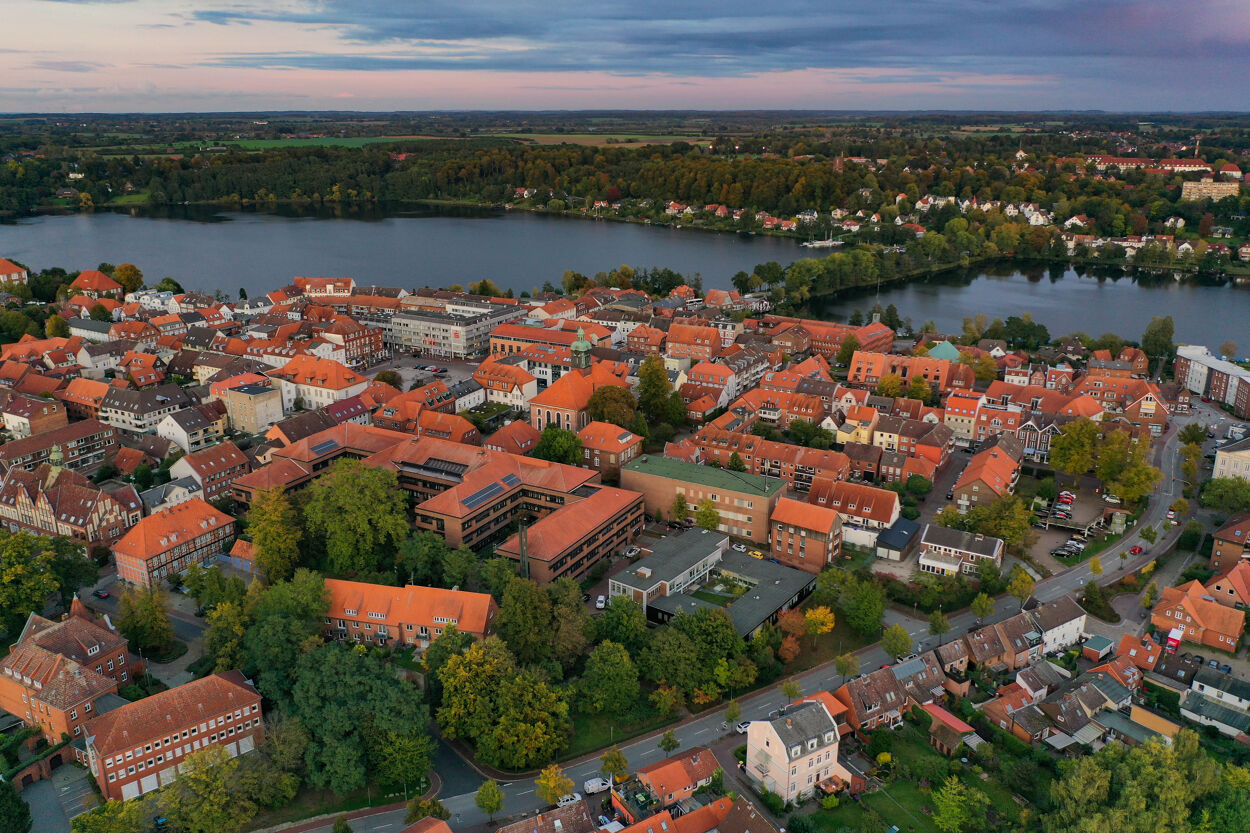 Luftaufnahme der Inselstadt Ratzeburg und dem Stadtzentrum