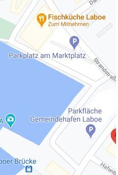 Laboe_Parkplatz Hafen